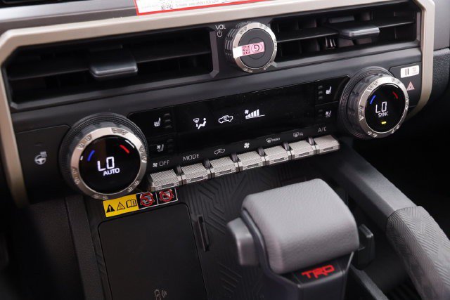 New 2026 Toyota Tacoma TRD Off-Road w/ TRD Off Road Premium Package AWD/4WD image 18