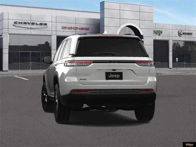 New 2025 Jeep Grand Cherokee Laredo image 13