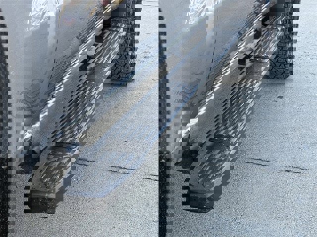 Used 2025 Chevrolet Silverado 1500 Custom Trail Boss w/ LPO, Dark Essentials Package image 10