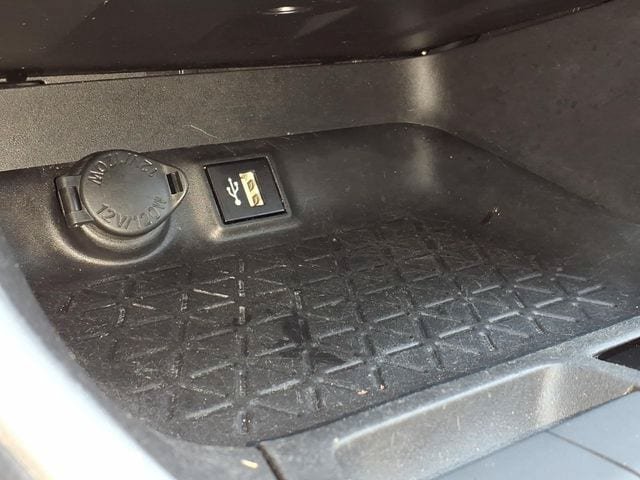 Used 2025 Toyota RAV4 XLE FWD image 27