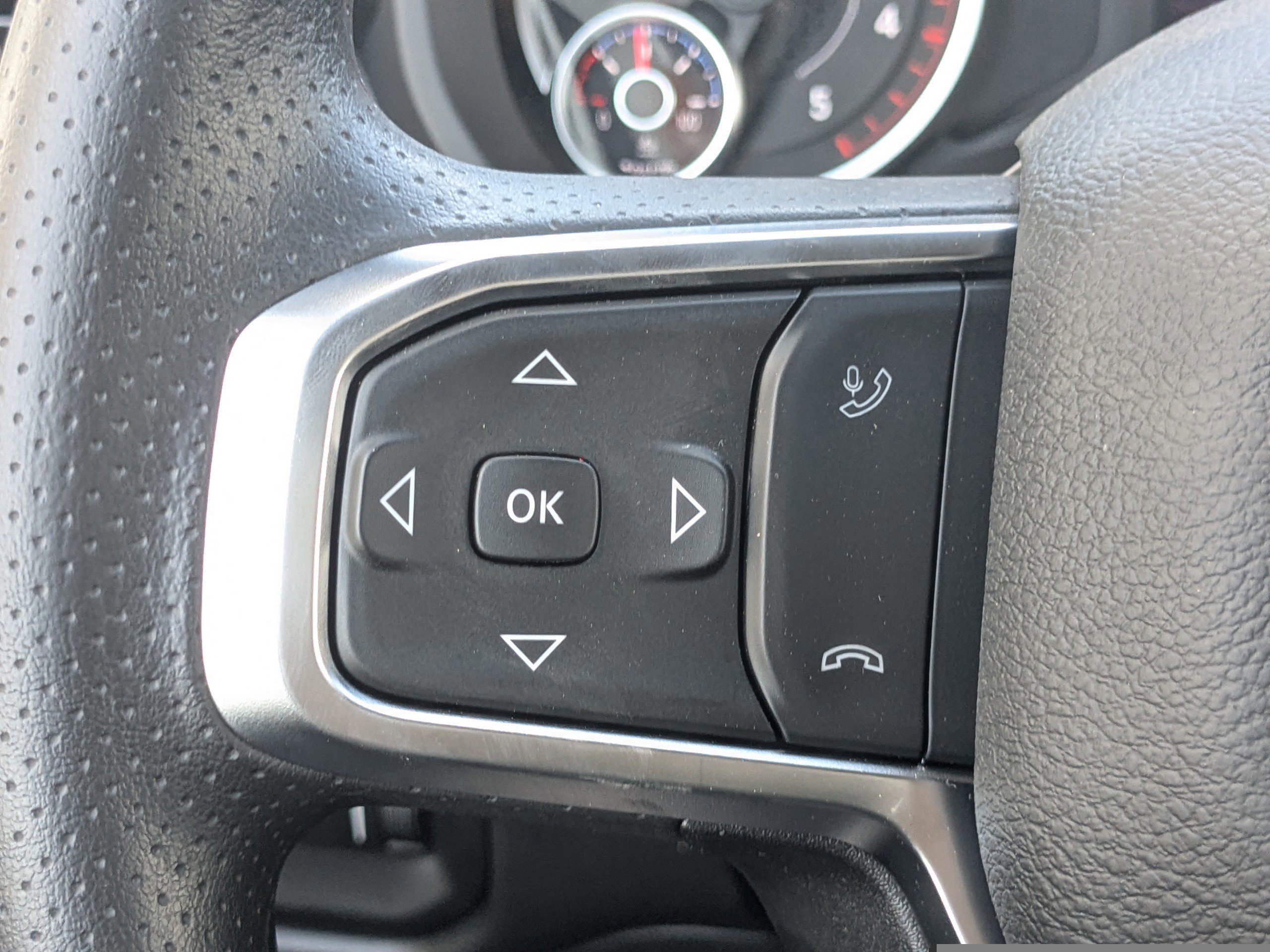 New 2026 RAM 2500 Tradesman w/ Chrome Appearance Group AWD/4WD image 22