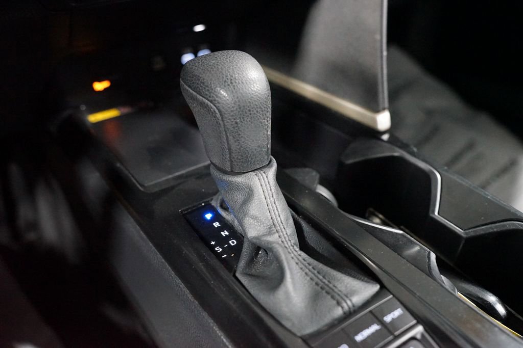 Certified 2025 Toyota Camry LE image 21