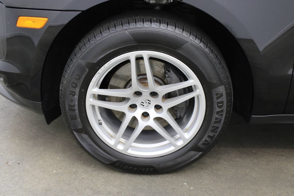 Used 2020 Porsche Macan AWD/4WD image 12