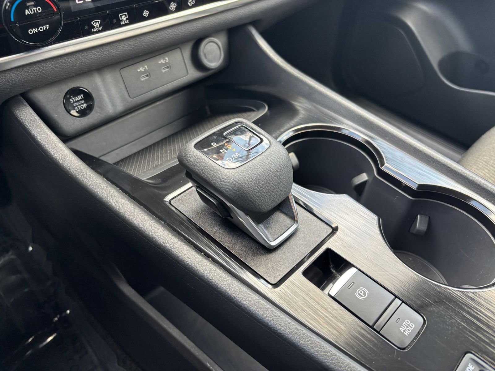 Used 2025 Nissan Rogue SV FWD image 43