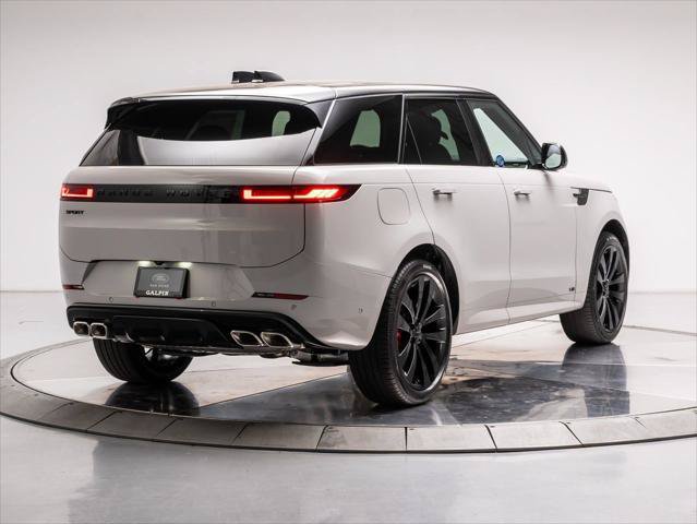 New 2026 Land Rover Range Rover Sport Dynamic SE AWD/4WD image 5