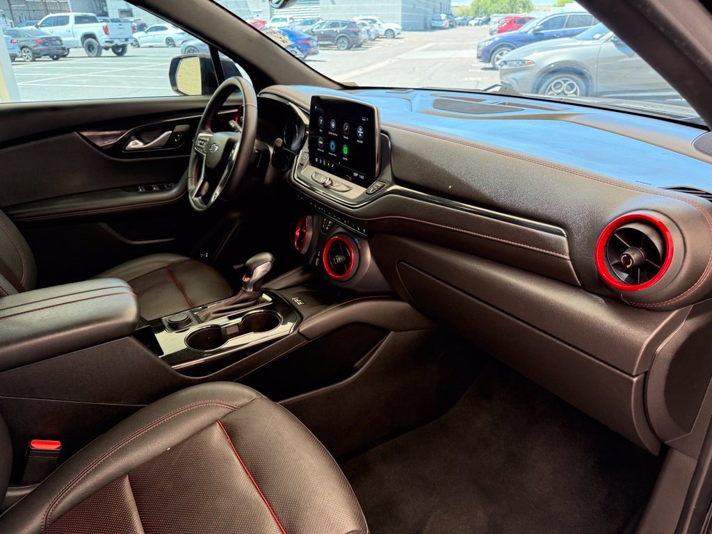 Used 2023 Chevrolet Blazer RS w/ Enhanced Convenience Package FWD image 11