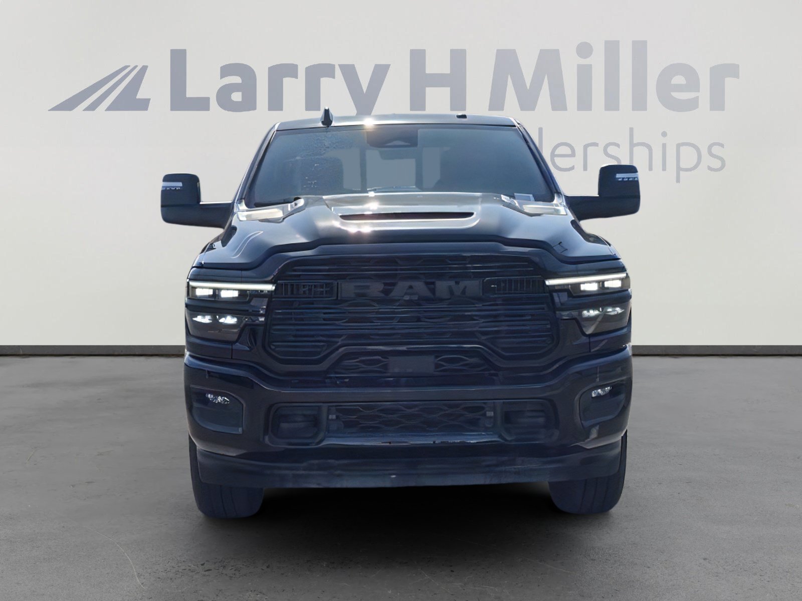 New 2025 RAM 2500 Laramie AWD/4WD image 8
