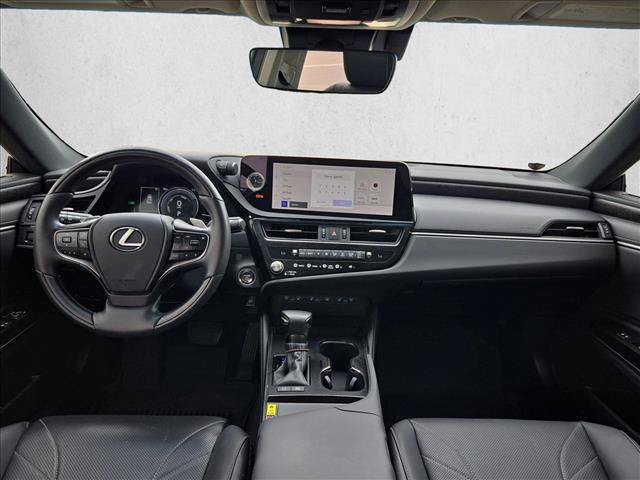 Used 2024 Lexus ES 300h w/ Technology Package FWD image 18