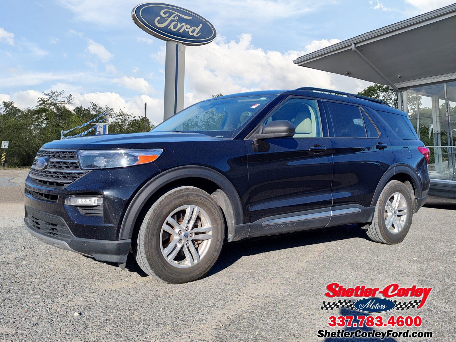 Used 2023 Ford Explorer XLT w/ Equipment Group 202A image 1