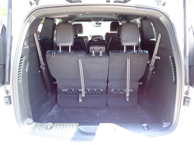 New 2027 Chrysler Pacifica Select FWD image 6