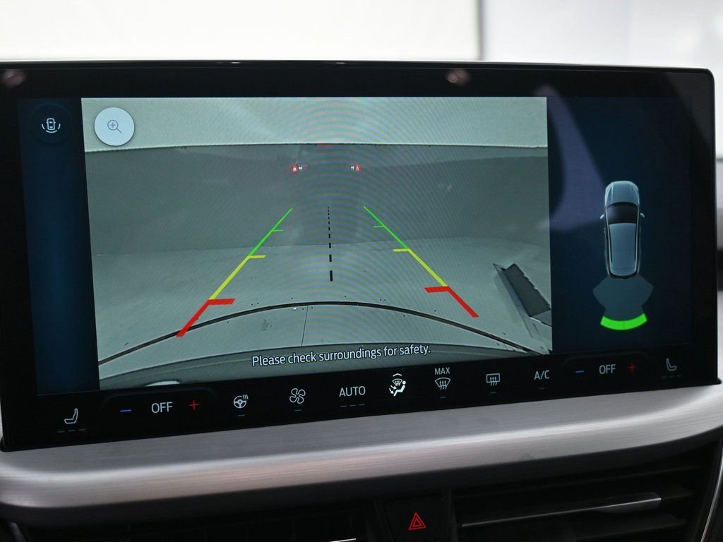 Used 2025 Ford Escape Platinum image 12