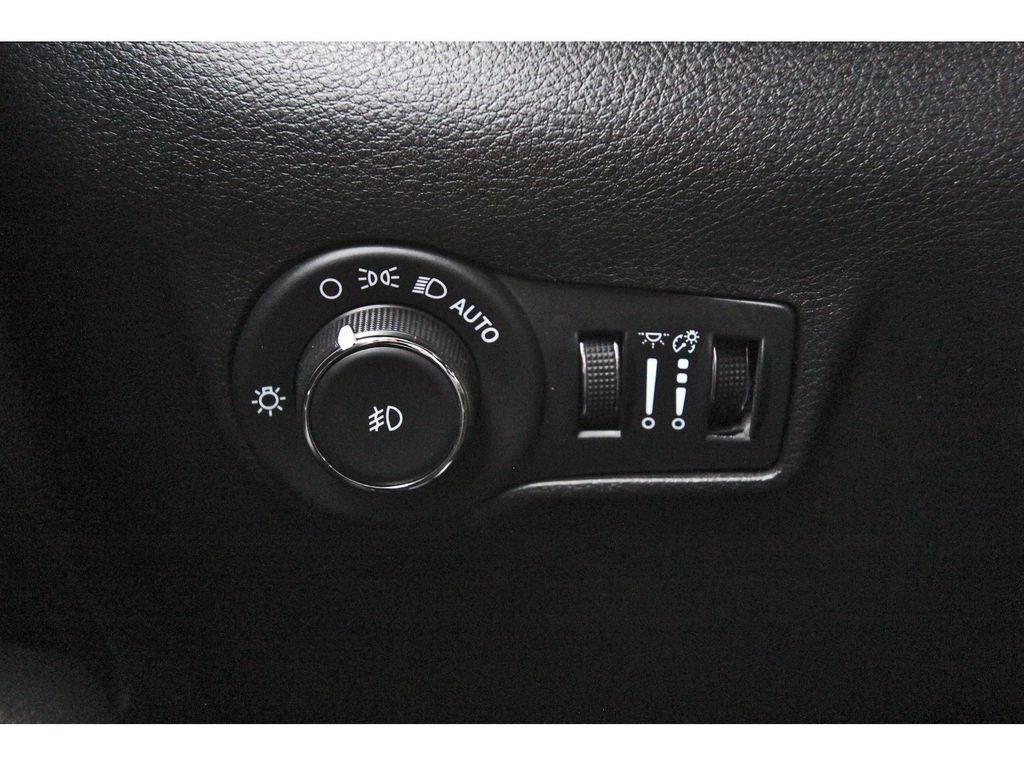 Used 2023 Jeep Compass Trailhawk AWD/4WD image 20