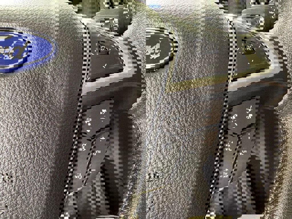 Used 2024 Ford Edge Titanium image 24