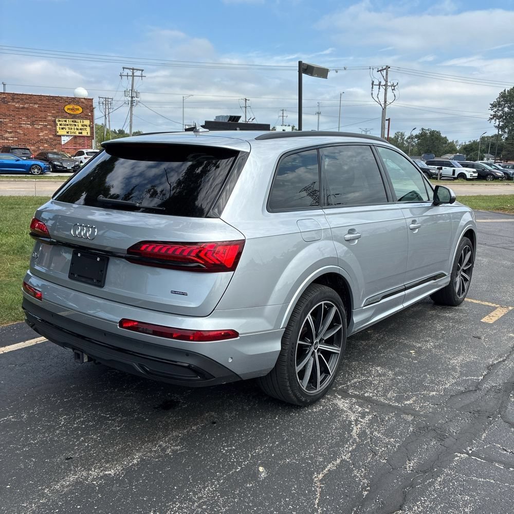 Used 2022 Audi Q7 3.0T Premium Plus AWD/4WD image 3