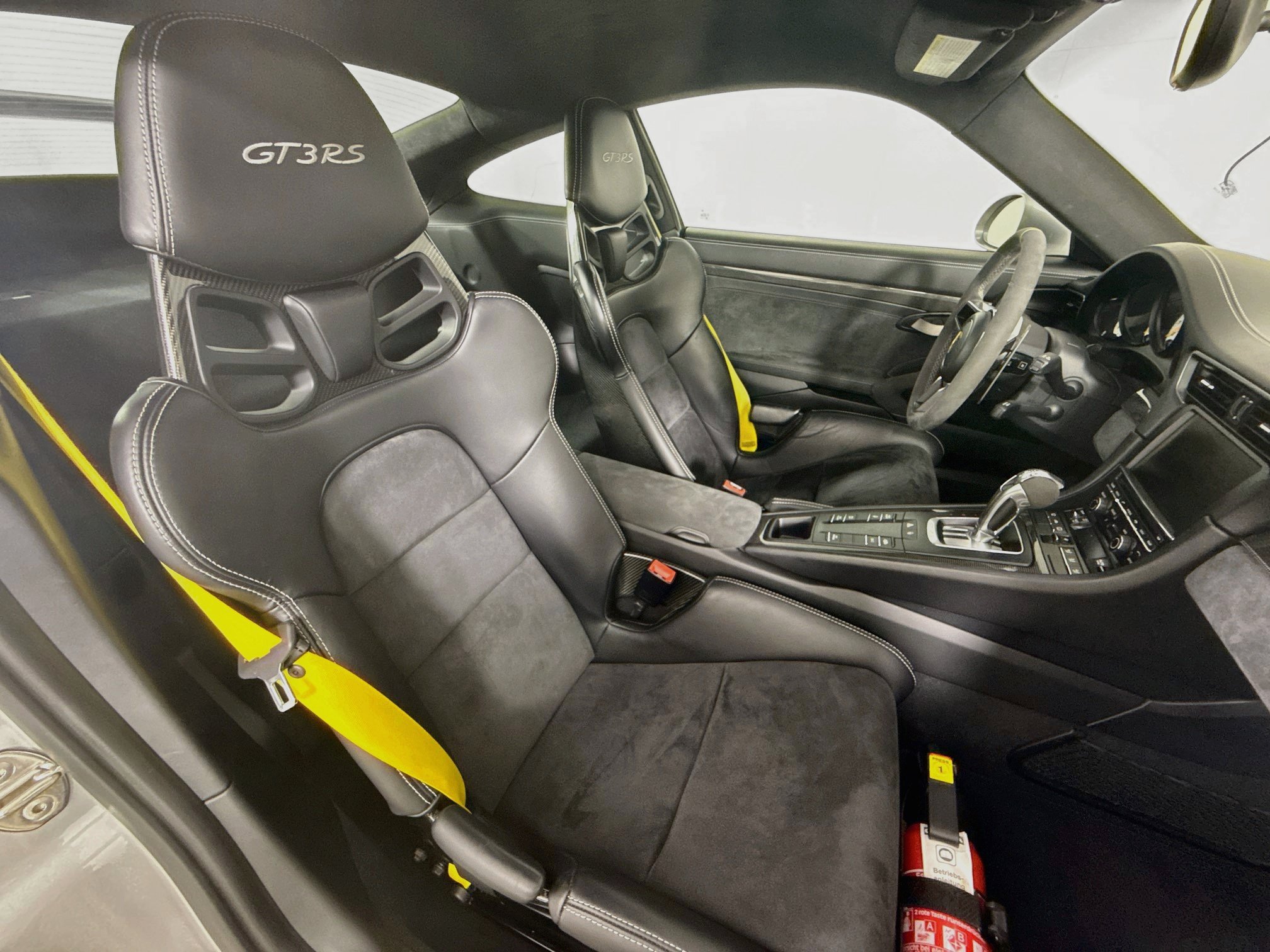 Certified 2016 Porsche 911 GT3 RS RWD image 21
