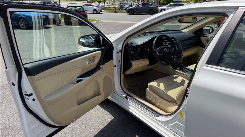 Used 2015 Toyota Camry XLE FWD image 20
