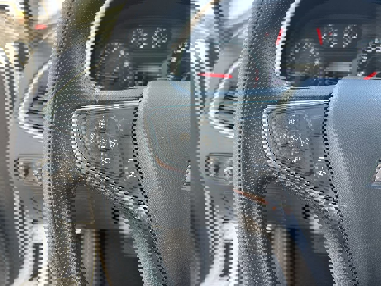 Used 2023 Chevrolet Malibu LT image 19