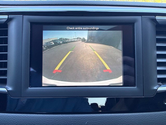 Used 2019 Chrysler Pacifica Touring-L FWD image 22