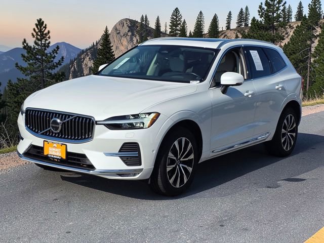 Used 2023 Volvo XC60 B5 Plus AWD/4WD image 4