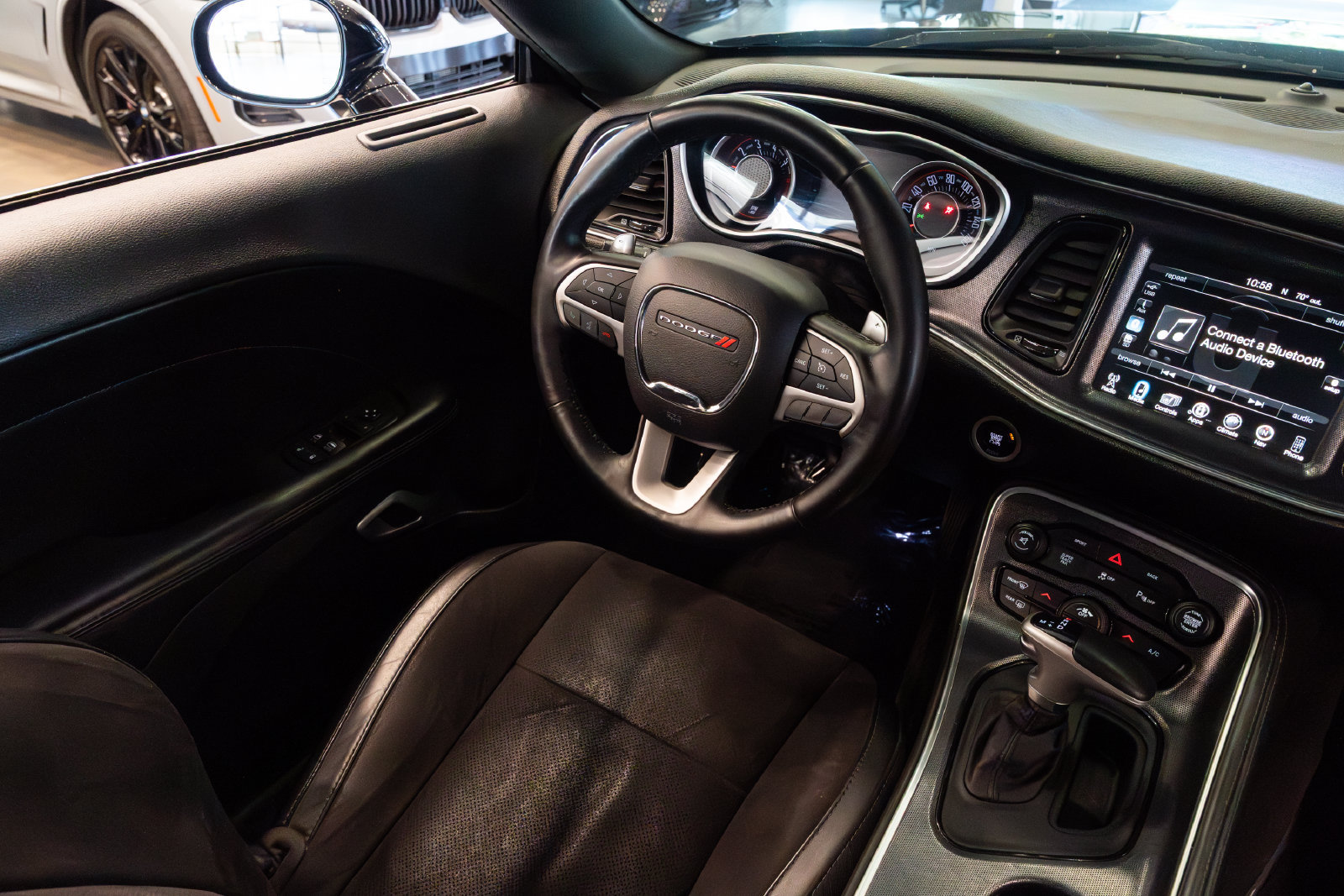 Used 2015 Dodge Challenger R/T Plus RWD image 10