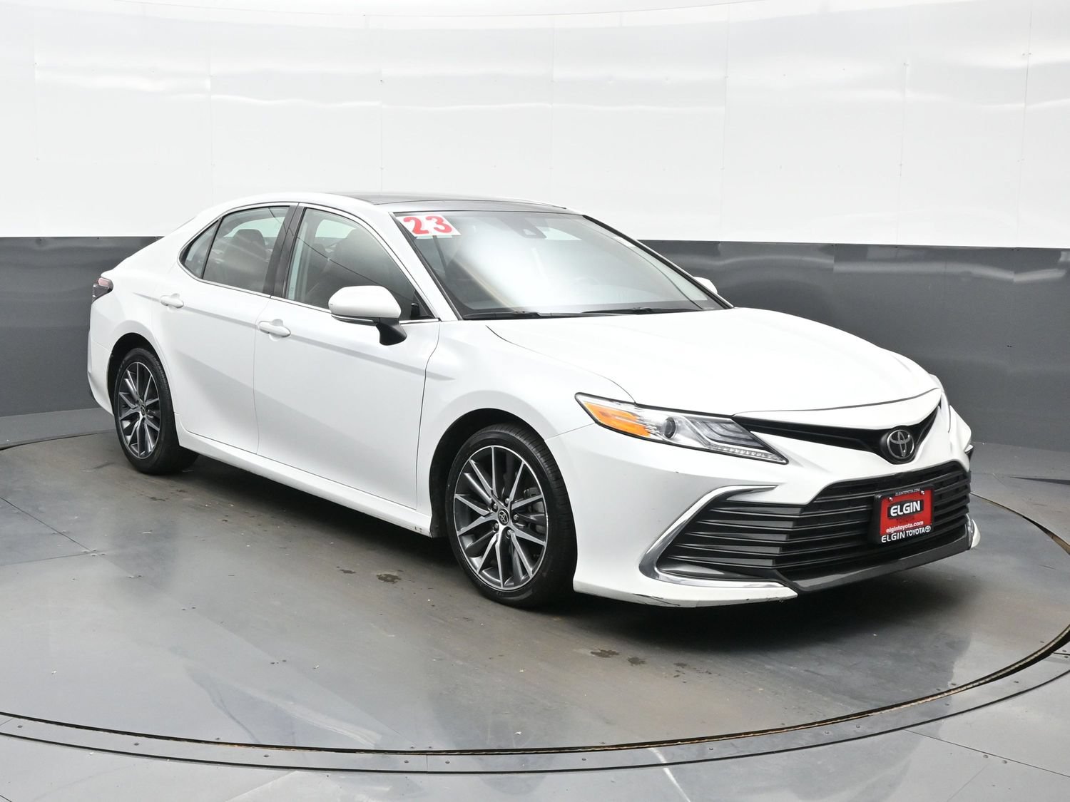 Used 2023 Toyota Camry XLE FWD image 8