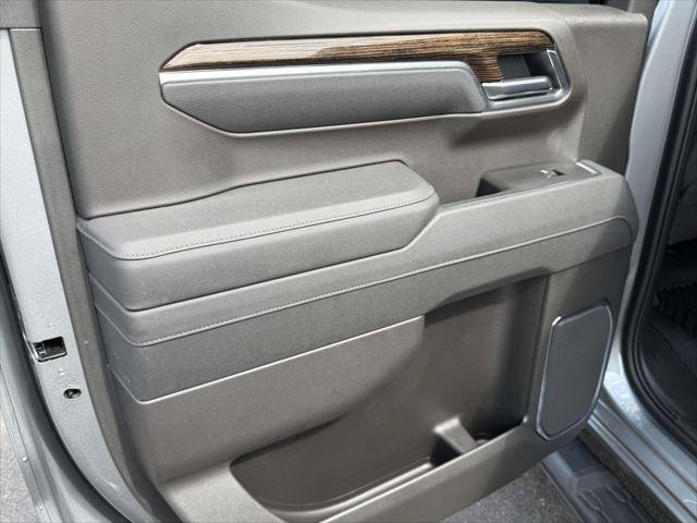 Used 2026 GMC Sierra 1500 SLE AWD/4WD image 14