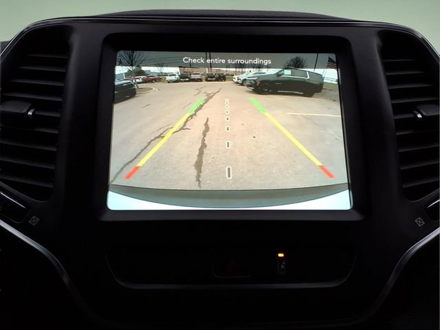 Used 2022 Jeep Cherokee Limited image 19