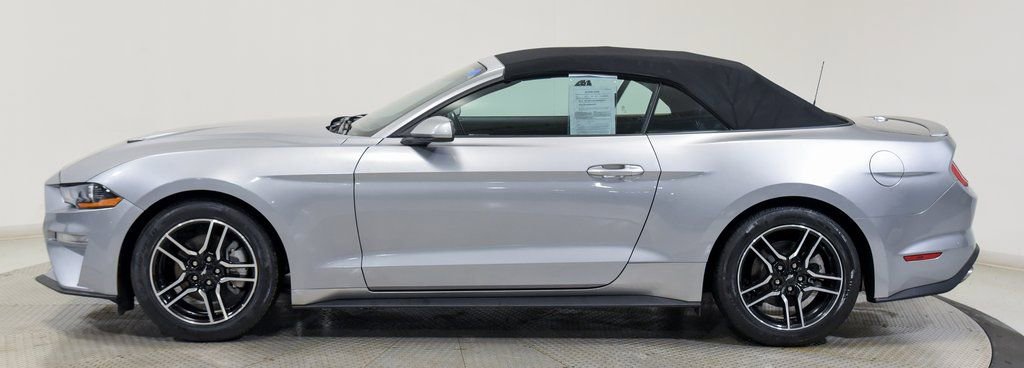 Used 2022 Ford Mustang Premium image 8