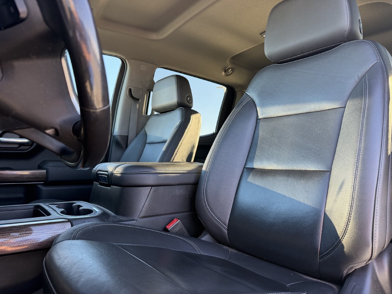 Used 2021 Chevrolet Silverado 1500 LT Trail Boss w/ Convenience Package II AWD/4WD image 23