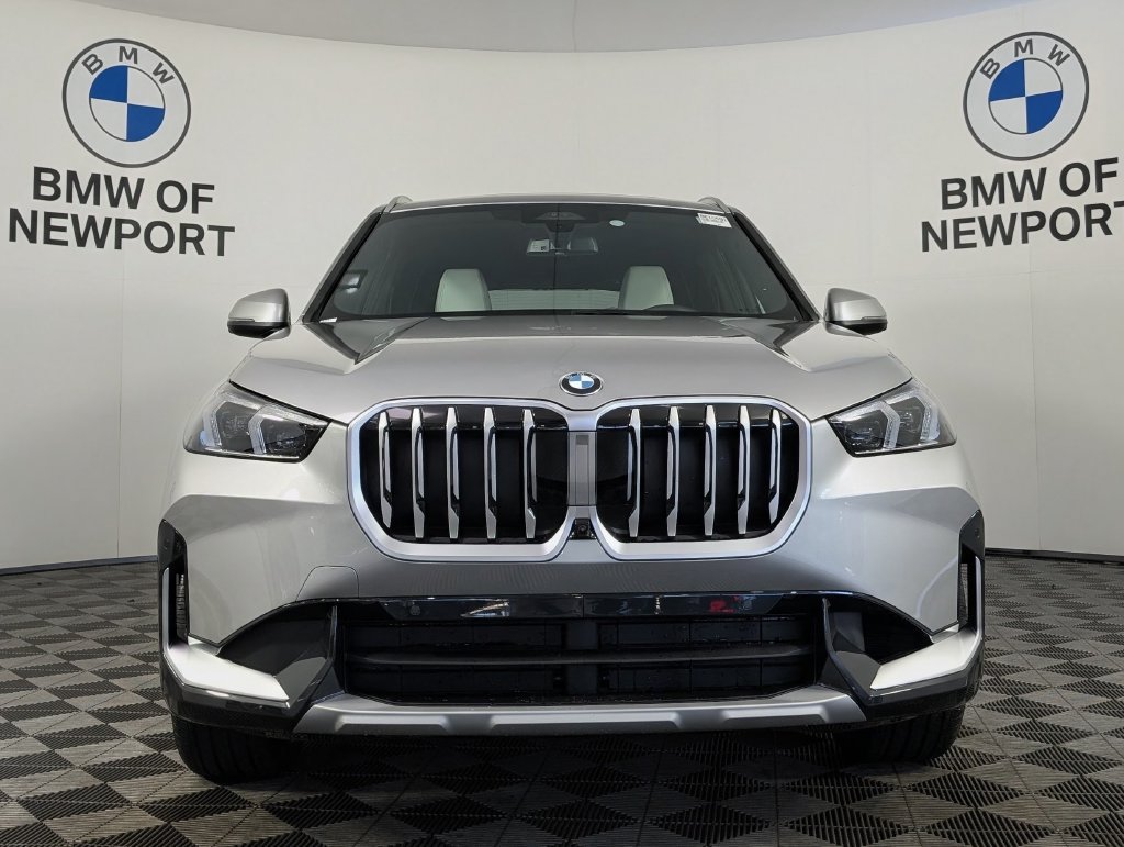 New 2026 BMW X1 xDrive28i w/ Technology Package AWD/4WD image 4