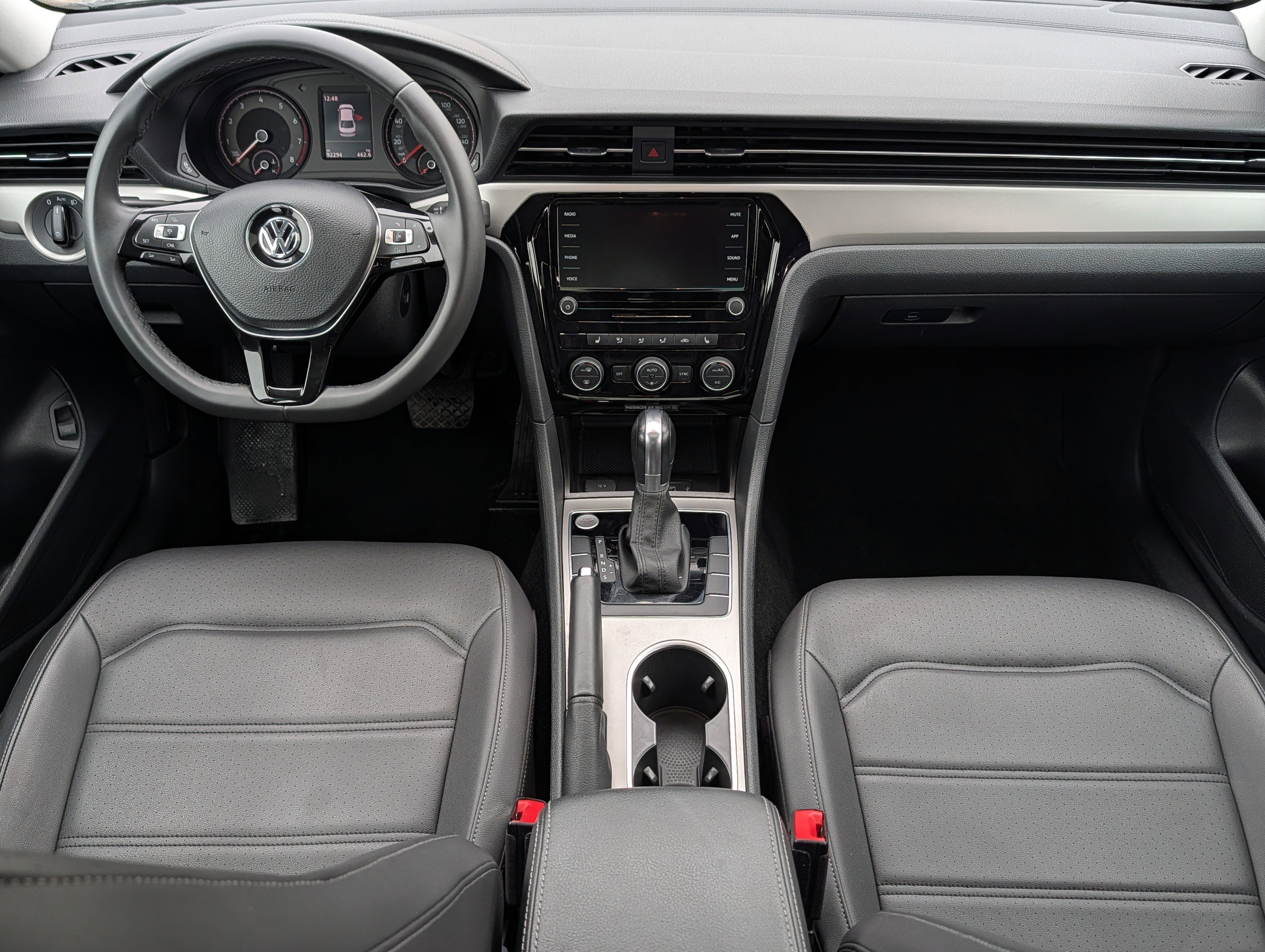 Used 2021 Volkswagen Passat 2.0T SE FWD image 10
