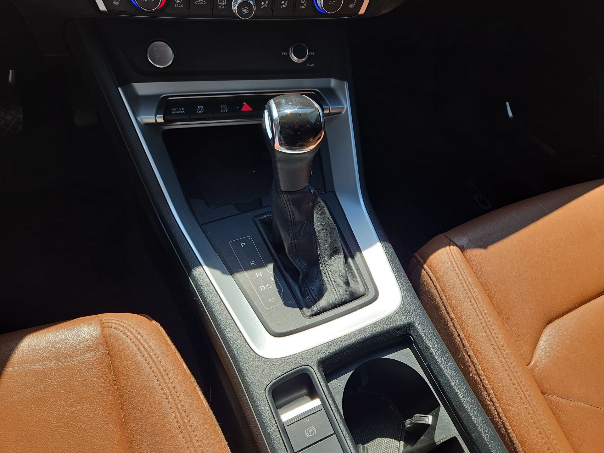 Used 2019 Audi Q3 2.0T Prestige w/ Prestige Package AWD/4WD image 22