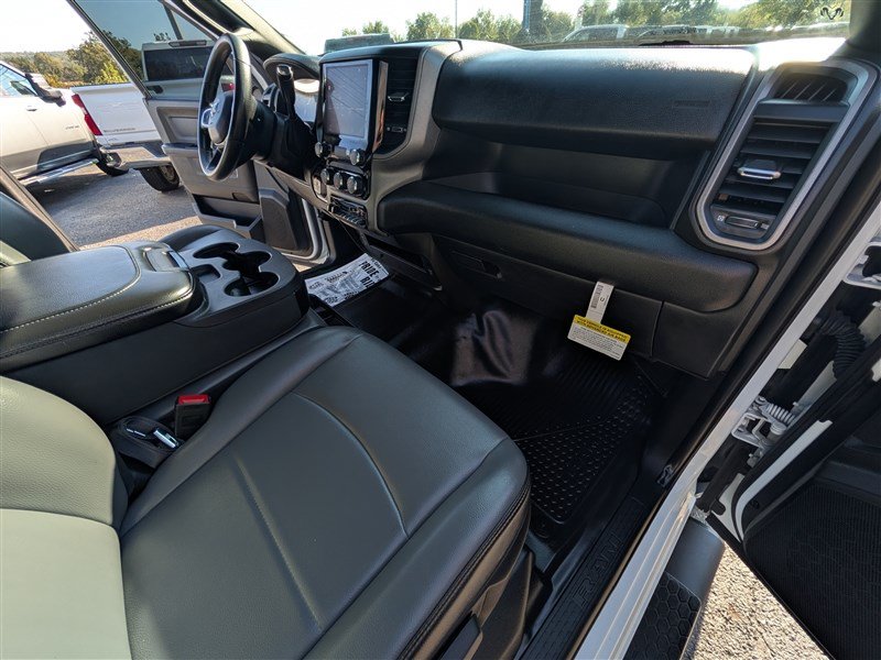 Used 2025 RAM 2500 Tradesman w/ Bed Convenience Group AWD/4WD image 21