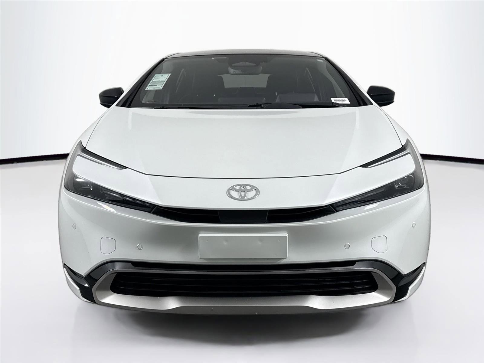 Used 2023 Toyota Prius Prime FWD image 9