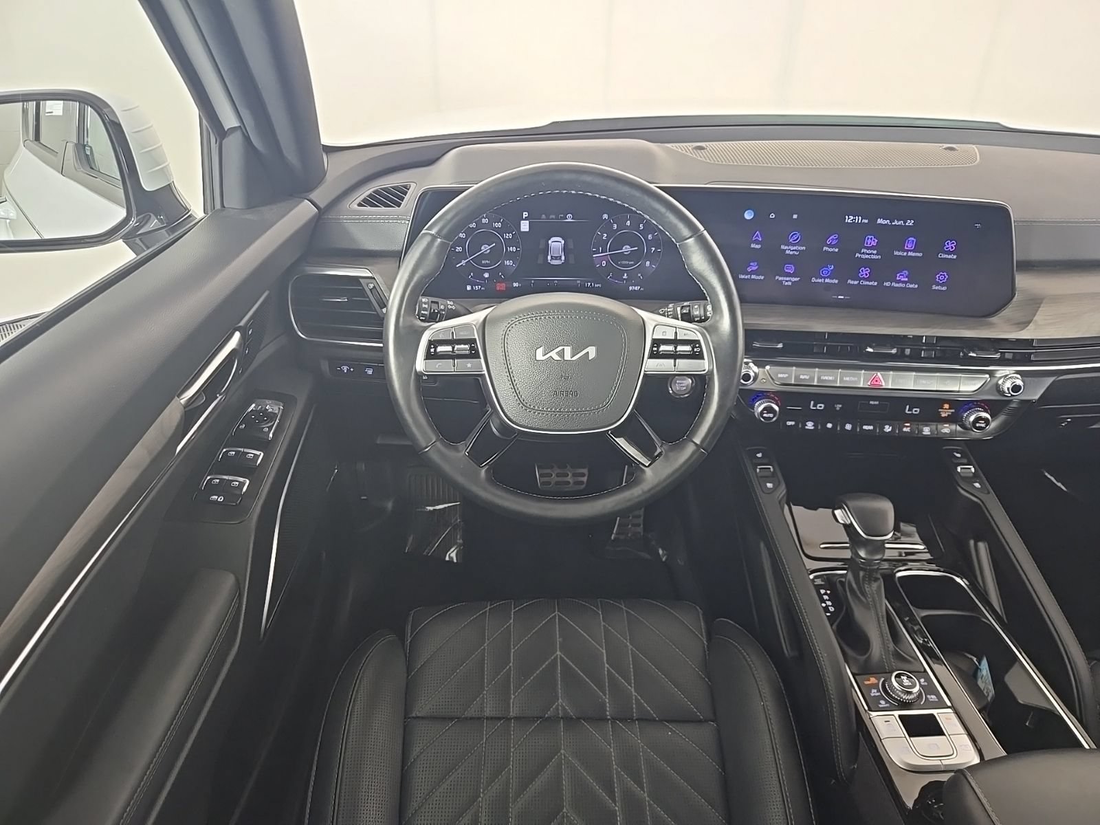 Used 2025 Kia Telluride SX X-Line AWD/4WD image 11