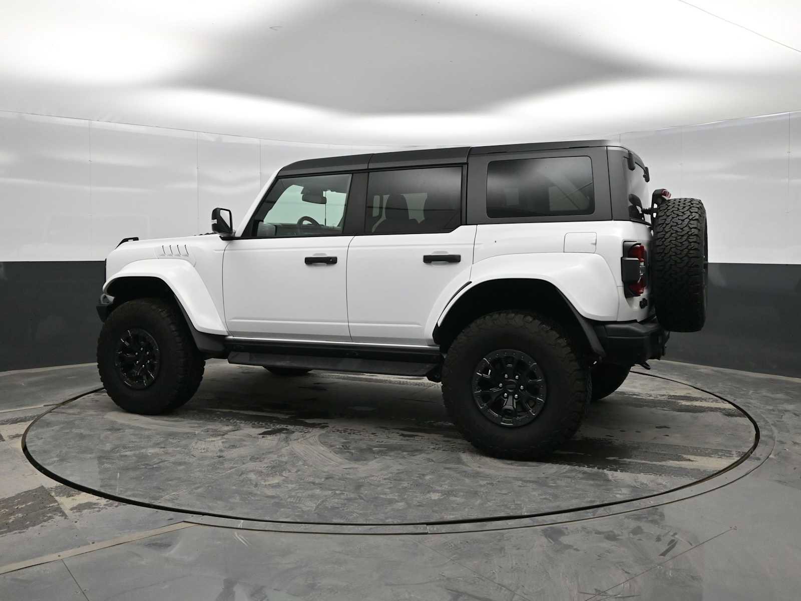 Used 2024 Ford Bronco Raptor w/ Interior Carbon Fiber Pack 6 image 5