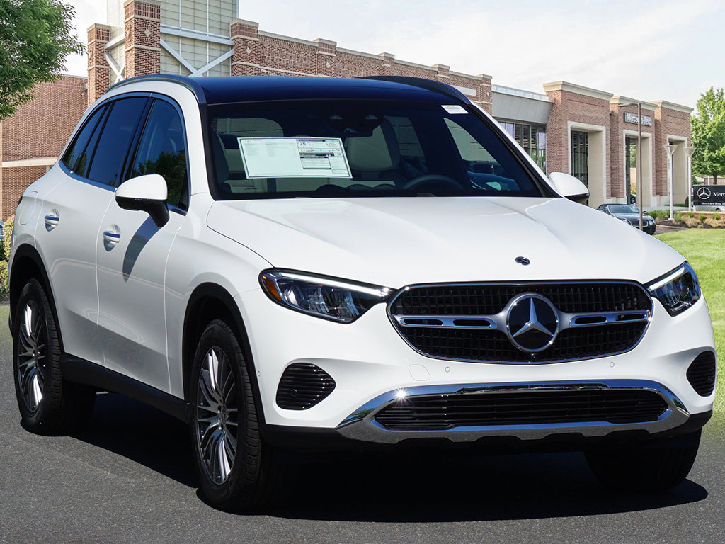 Certified 2026 Mercedes-Benz GLC 300 4MATIC image 3