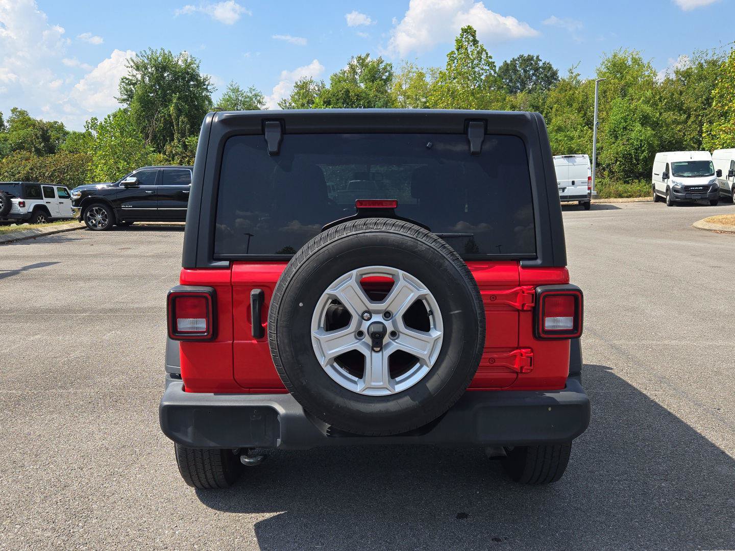 Used 2022 Jeep Wrangler Unlimited Sport AWD/4WD image 6