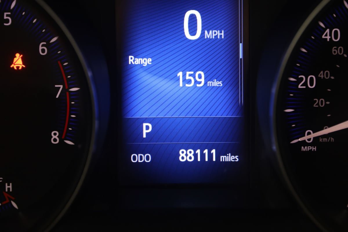Used 2018 Toyota C-HR XLE FWD image 34