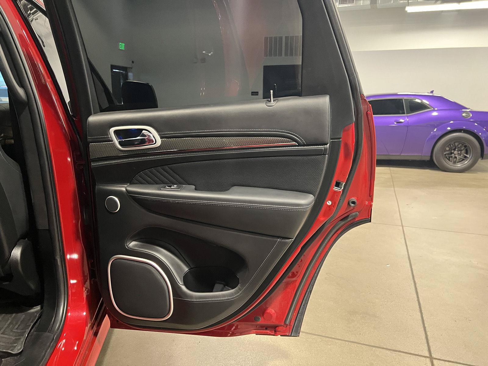 Used 2018 Jeep Grand Cherokee Trackhawk AWD/4WD image 42