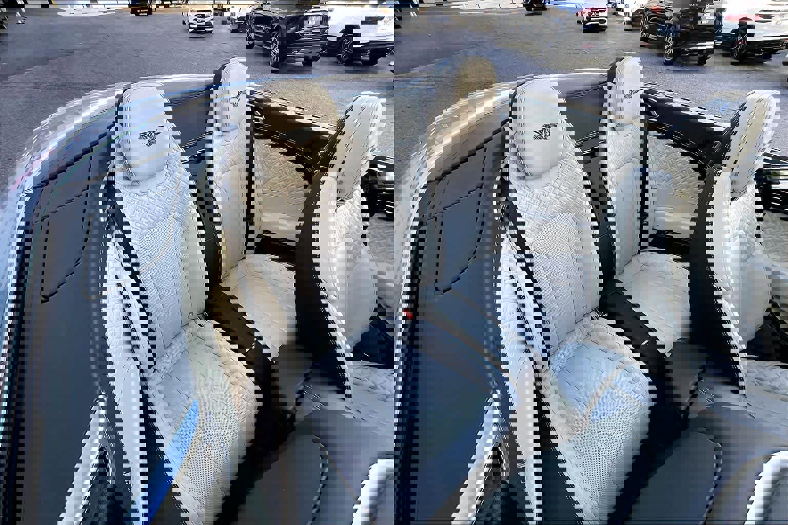 Used 2023 Bentley Continental GT Azure image 16