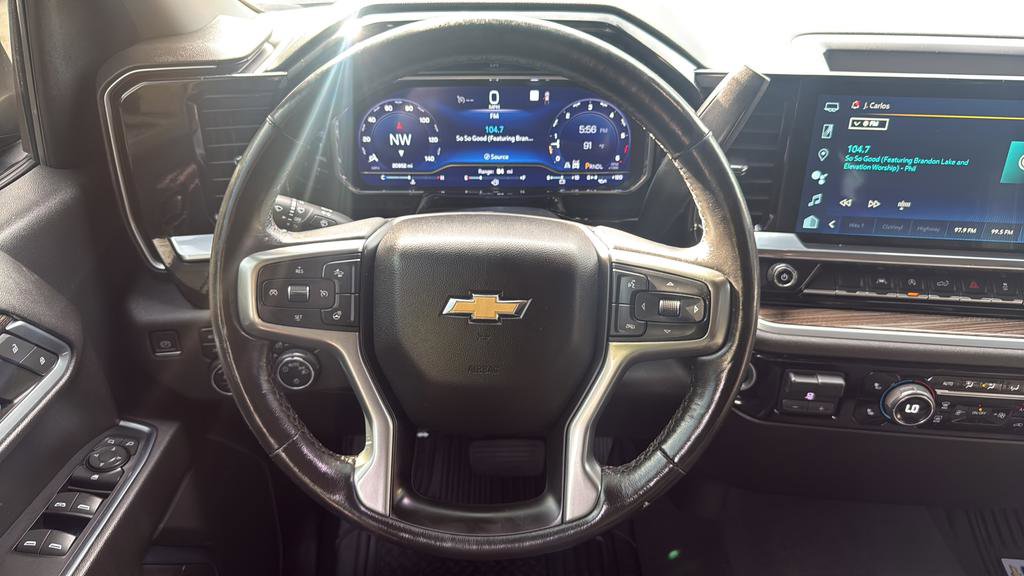 Certified 2022 Chevrolet Silverado 1500 LT AWD/4WD image 15