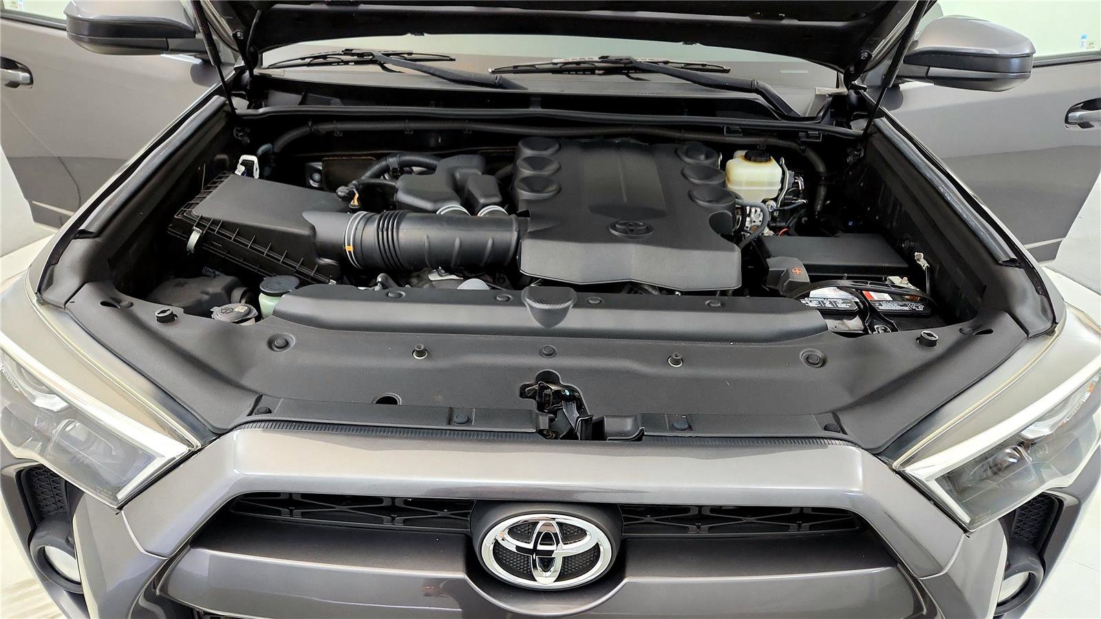 Used 2016 Toyota 4Runner Trail w/ Four Season Floor Mat Package image 14