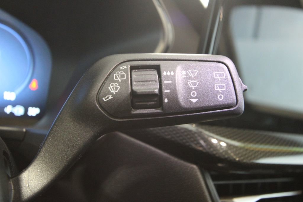 Used 2025 Ford Escape ST-Line Elite image 14