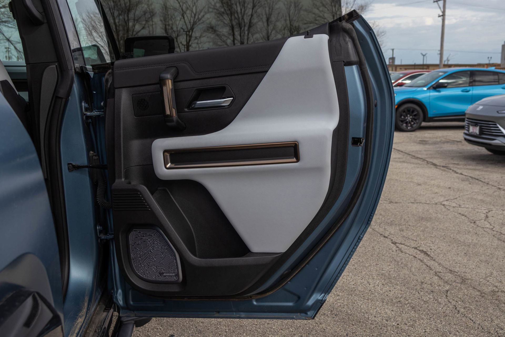 Used 2024 GMC Hummer EV 3X w/ Omega Edition image 40