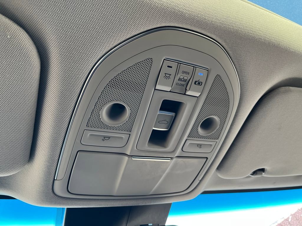 Used 2015 Hyundai Genesis 3.8 w/ Option Group 02 image 69