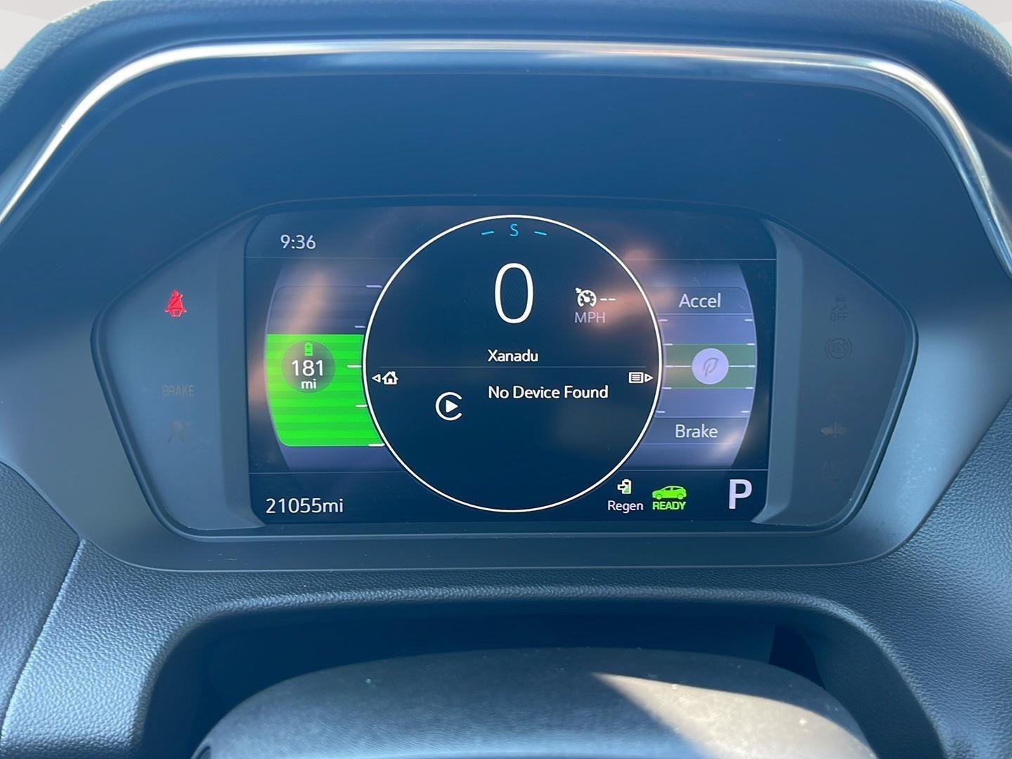 Used 2023 Chevrolet Bolt EUV LT w/ Comfort Package FWD image 21