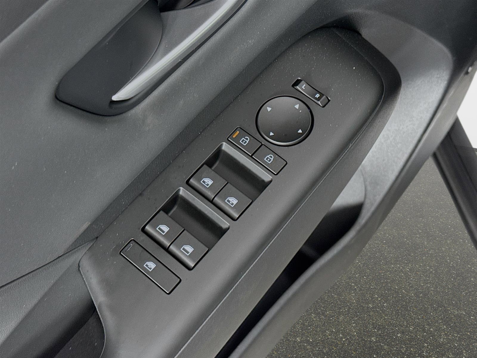 New 2026 Hyundai Kona Limited FWD image 20