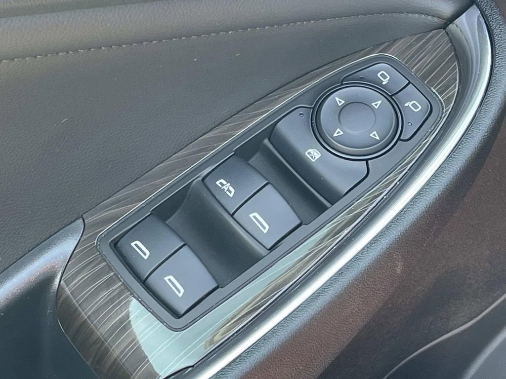 Used 2025 Chevrolet Malibu LT FWD image 15