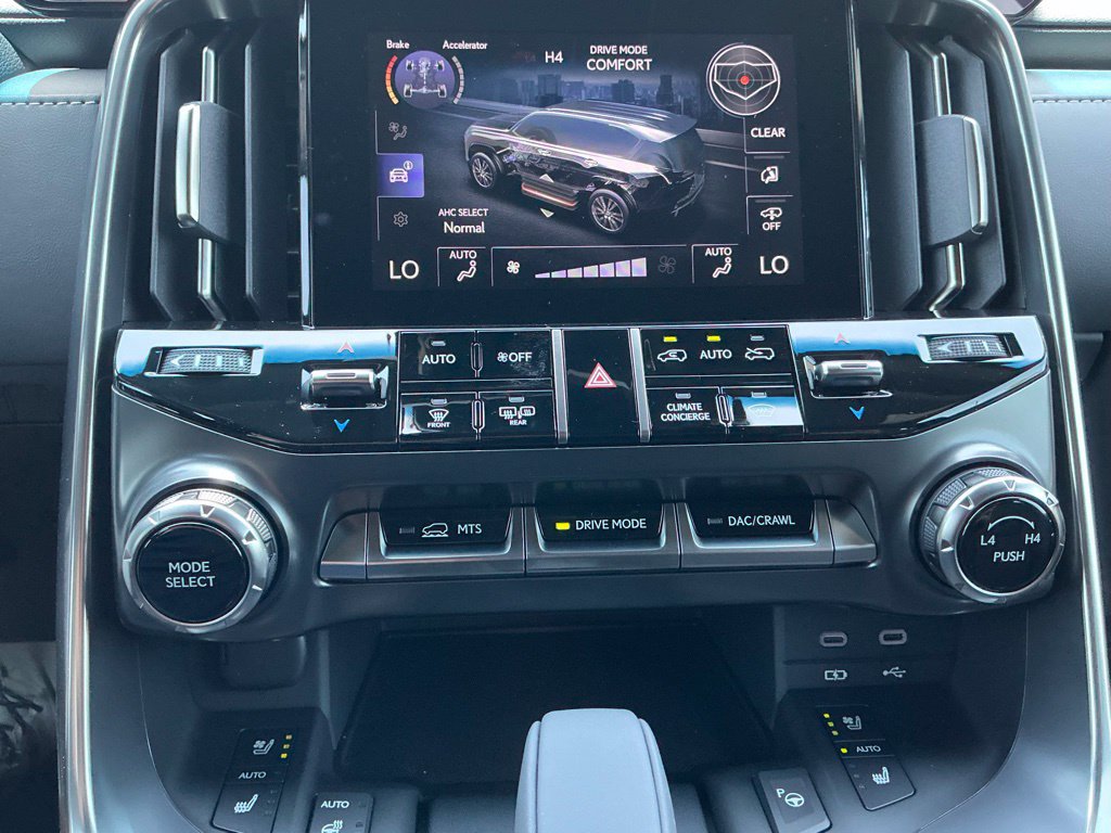 New 2026 Lexus LX 700h Luxury w/ Appearance Package AWD/4WD image 27